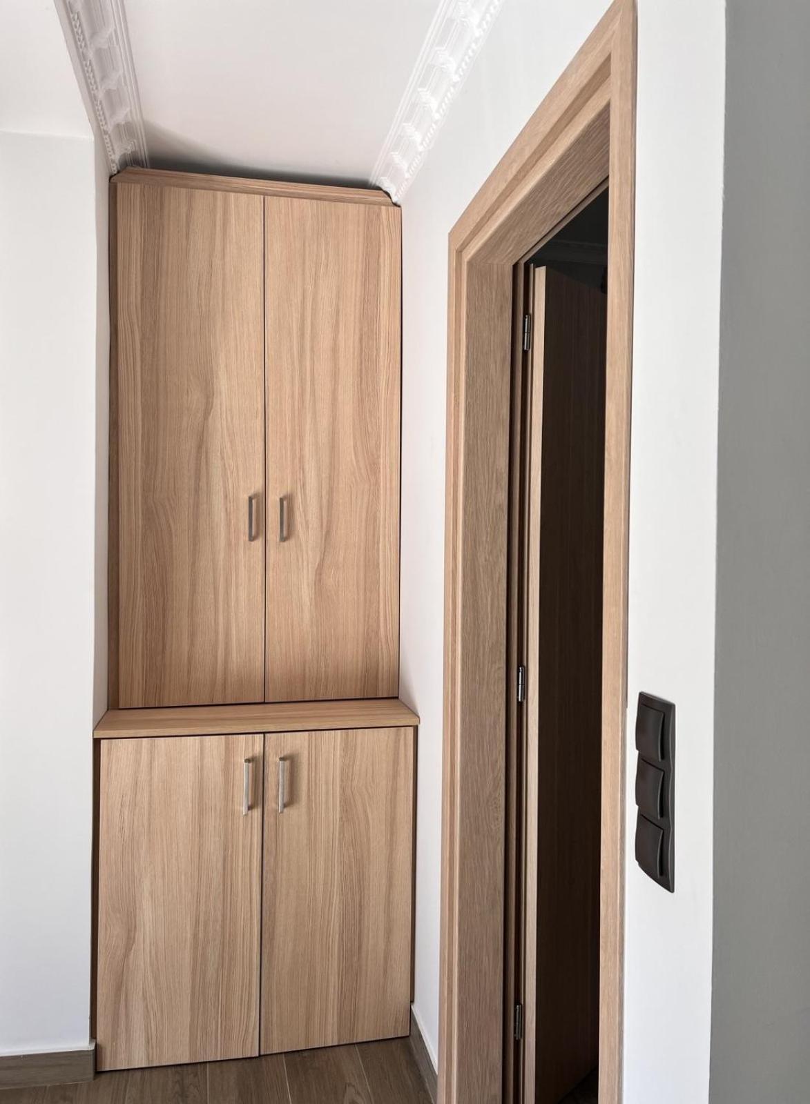 Kontis' Deluxe Furnished Apartment لوتراكي المظهر الخارجي الصورة